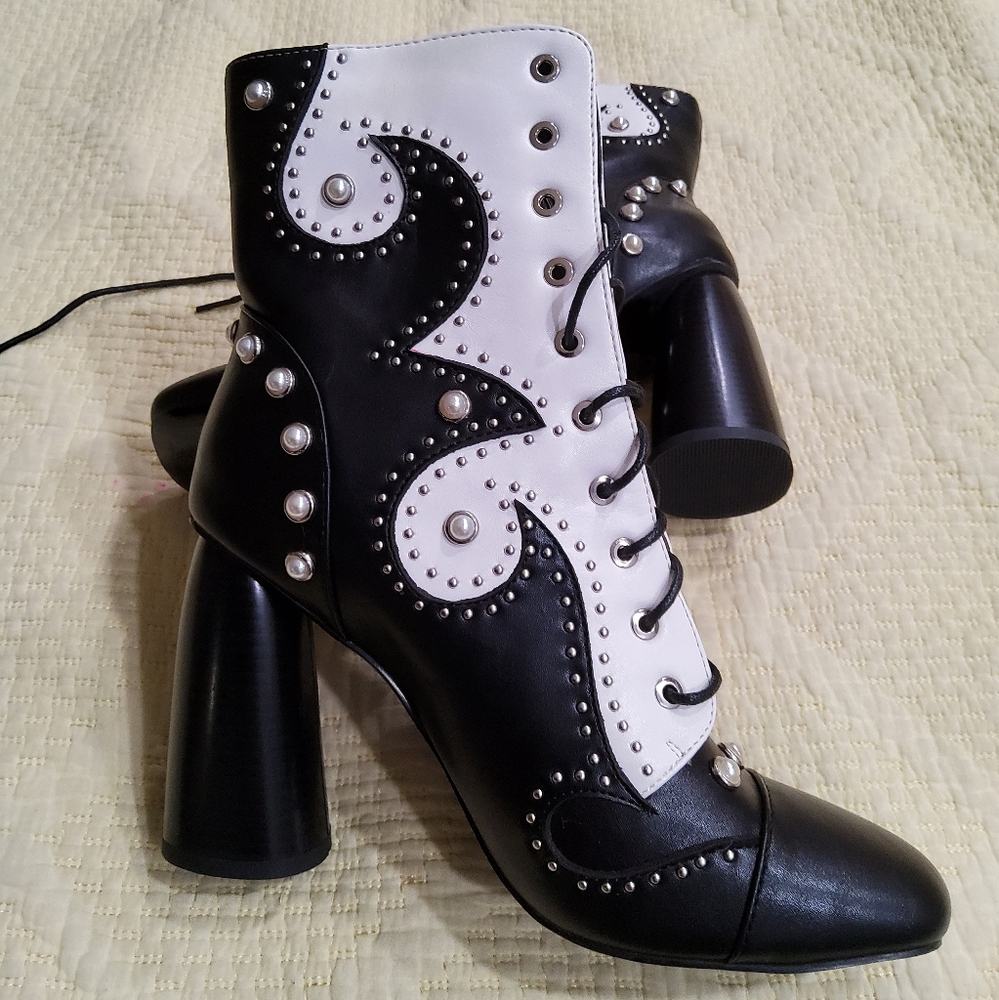 Azalea Wang Marianna's Secret Lace Up Boots Size 9 - Picture 9 of 14